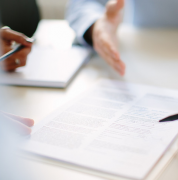 大陸人找代理注冊香港公司后要注意什么方面？